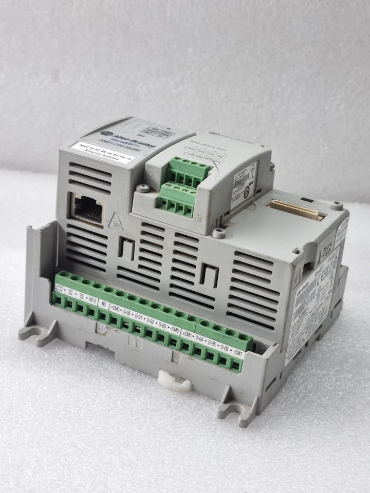 Used Working ALLEN BRADLEY 2080-LC20-20QBB + 2080-SERIALISOL Micro820 EtherNetIP